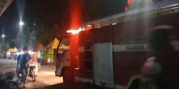 Jago Merah Ngamuk di Pasar Rambipuji, 5 Lapak Jadi Sate Gosongnya