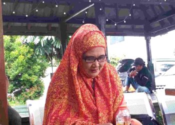 Ibu Sainah, Perempuan Penjaga Api Budaya dari Kaki Rinjani: Kalau Bukan Kita, Mau Siapa Lagi yang Nyetrika Tradisi?