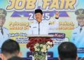 Job Fair Pasuruan: Ribuan Pelamar, Segudang Harapan — Antara CV, Cita-Cita, dan Kopi Pahit di Sudut Harmonie