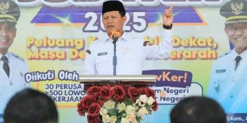 Job Fair Pasuruan: Ribuan Pelamar, Segudang Harapan — Antara CV, Cita-Cita, dan Kopi Pahit di Sudut Harmonie